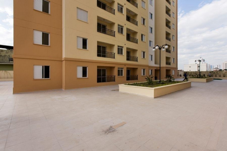 Venda, 2 dormitórios em Condomínio Amoreiras - 7