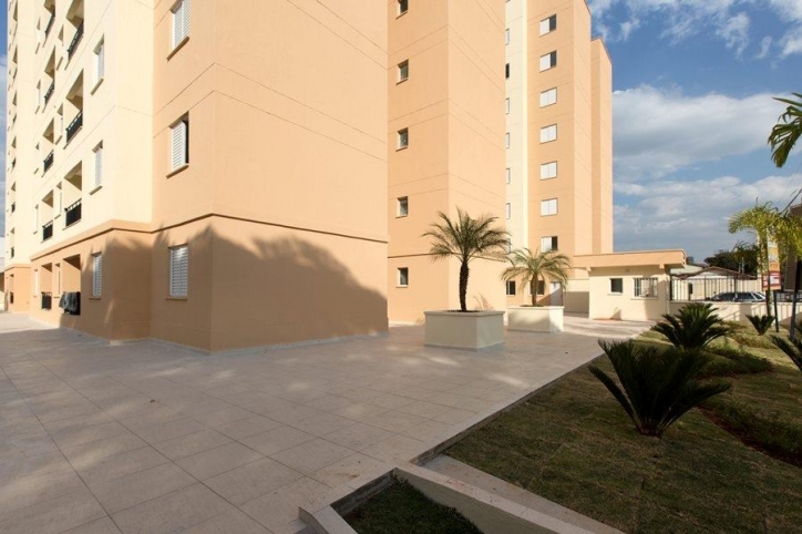 Venda, 2 dormitórios em Condomínio Amoreiras - 9