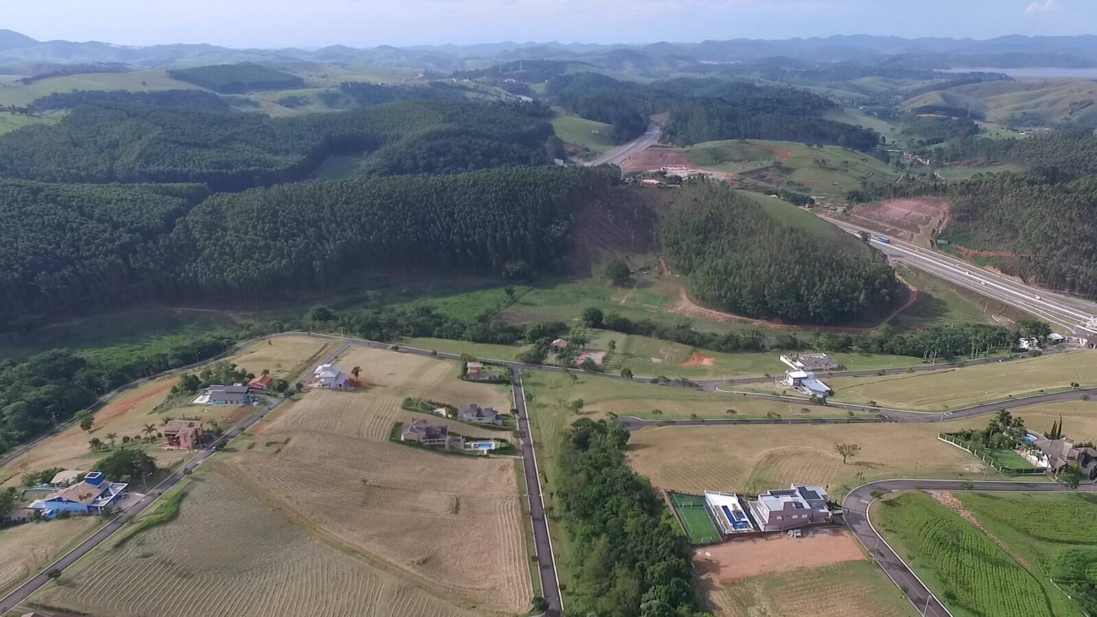 Venda, 0 dormitório em Village Parahybuna - 7