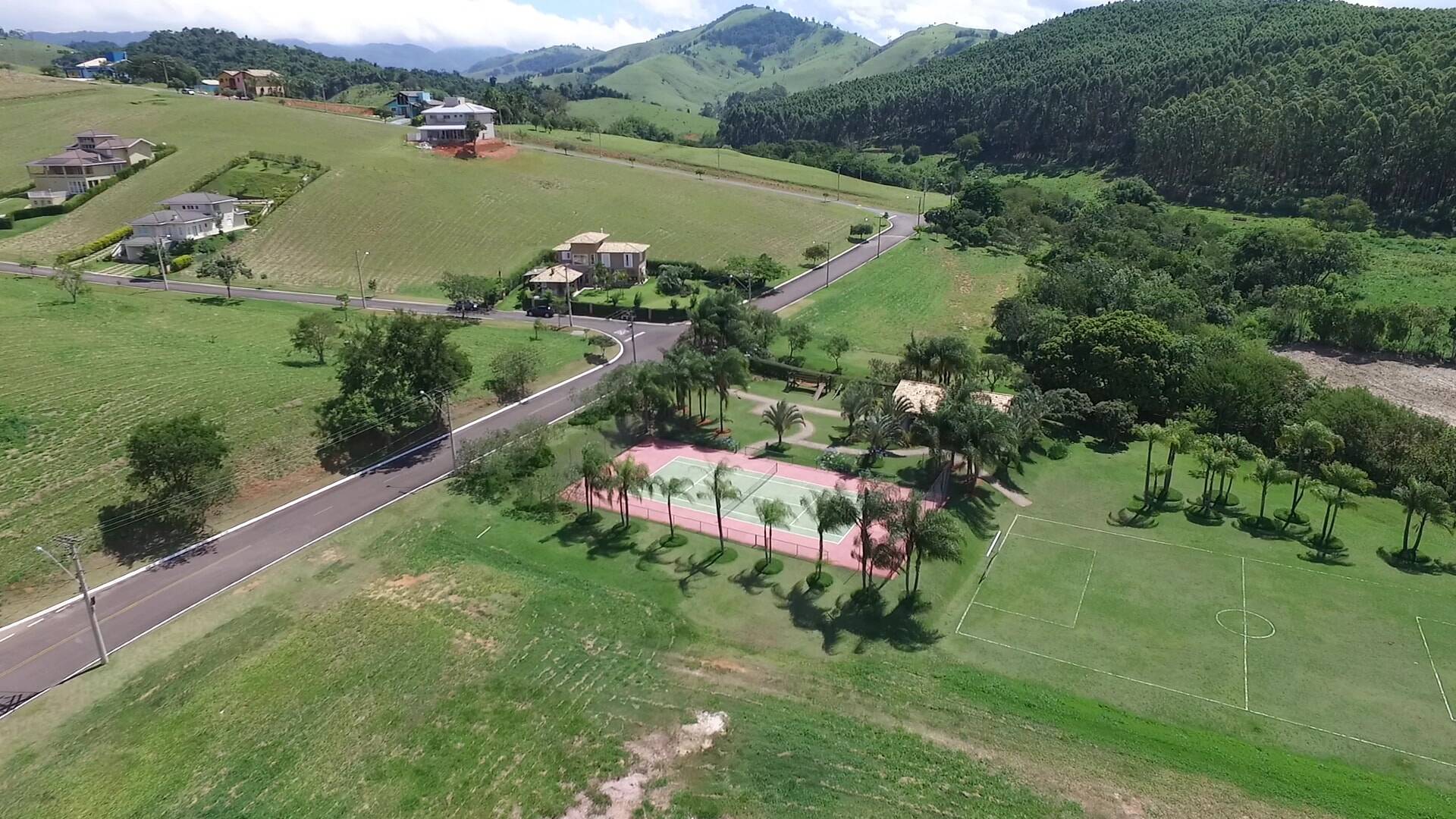 Venda, 0 dormitório em Village Parahybuna - 18