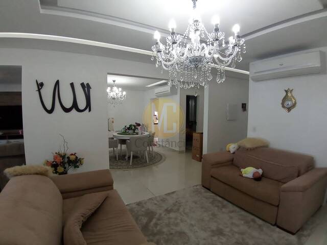 Apartamento para Venda em Caraguatatuba - 5