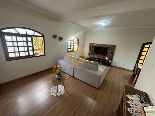 Casa para Venda em São José dos Campos - 5
