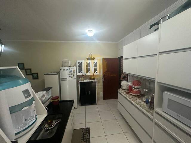 Casa para Venda em São José dos Campos - 5