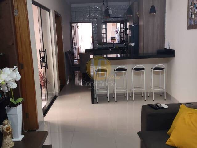 Casa para Venda em São José dos Campos - 5
