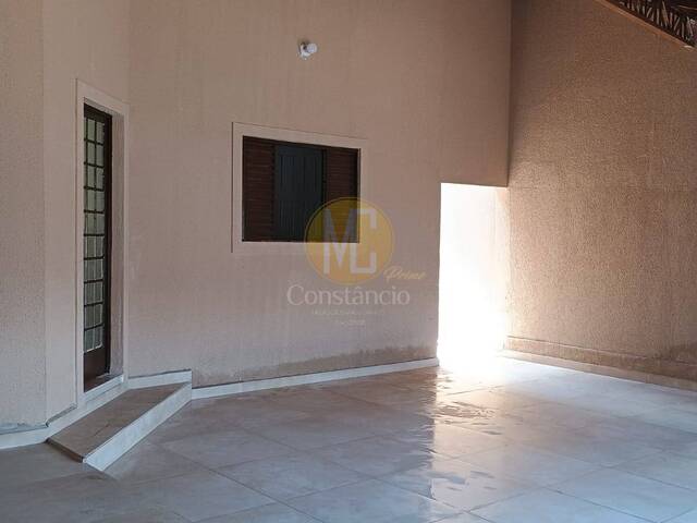 Casa para Venda em São José dos Campos - 4