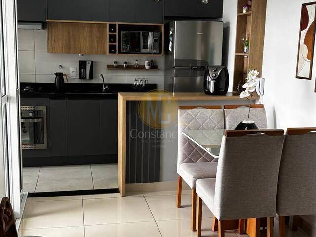 Apartamento para Venda em São José dos Campos - 4