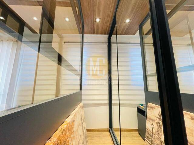 Apartamento para Venda em São José dos Campos - 4