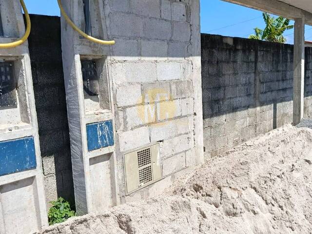 #CA1426 - Casa para Venda em Caraguatatuba - SP - 2