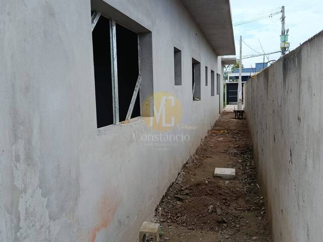 Venda em Pontal de Santa Marina - Caraguatatuba