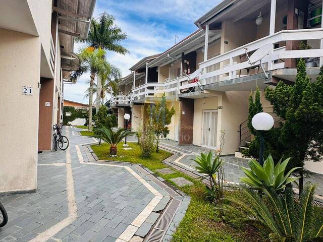 #CA1550 - Casa para Venda em Caraguatatuba - SP