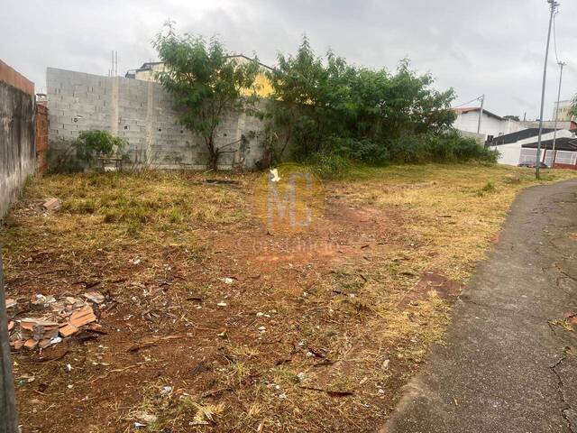 Terreno para Venda em São José dos Campos - 4