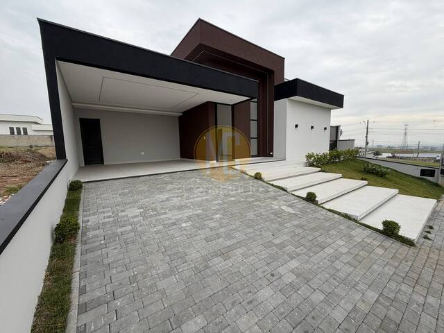 Casa em condomínio para Venda em Caçapava - 2