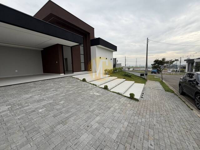 Casa em condomínio para Venda em Caçapava - 3