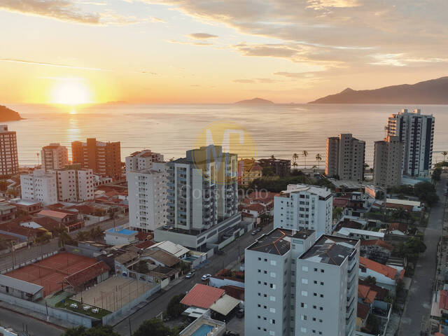 Apartamento para Venda em Caraguatatuba - 5