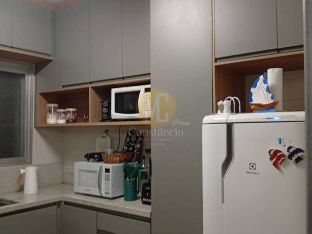 Apartamento para Venda em Caraguatatuba - 3
