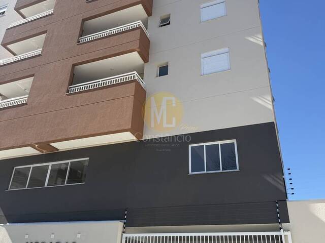 Apartamento para Locação em São José dos Campos - 2