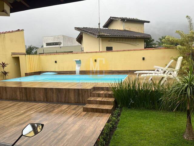 Casa para Venda em Caraguatatuba - 4