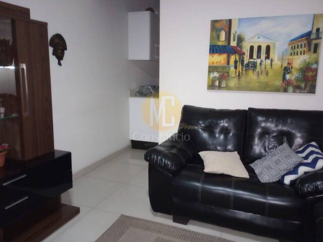 Casa para Venda em São José dos Campos - 2