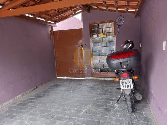 Casa para Venda em São José dos Campos - 2