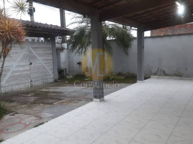 Casa para Venda em Caraguatatuba - 4